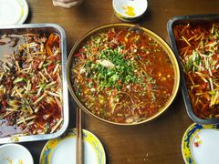 -邱金小炒·30 年盐帮江湖菜(自贡店)