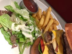 -阿妮叶李(光谷世界城店)