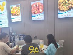 -丹水桥地锅鱼·翘嘴鲌·地方特色全鱼宴(丹江口大坝店)