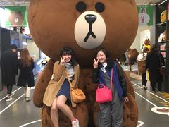 -LINE FRIENDS Garosu-gil Flagship Store
