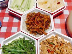-老郑家东北春饼(龙悦居店)