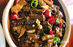 Dry-Braised Eel