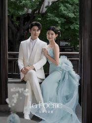 -乐派诗婚纱摄影