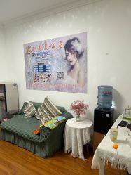 -姿美美容店