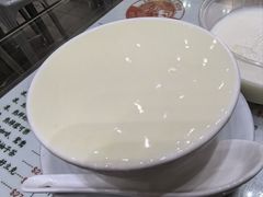 -义顺牛奶公司(新马路老店)
