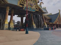 -七彩云南欢乐世界