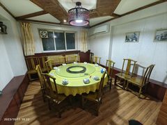 包房-土老帽地锅居(南门口河南街店)