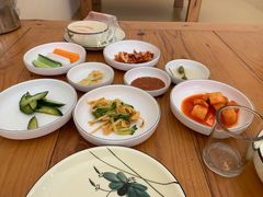 -长寿参鸡汤(朝韩风情街店)