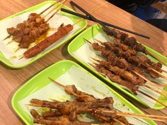 -烤满分·东北烧烤(首经贸店)