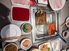 -海底捞火锅(杭州滨江九宜城店)