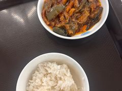 -同济大学本部学苑饮食广场