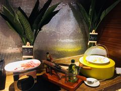-湖景知味西餐厅•自助餐• 轻食(南京金茂威斯汀大酒店)