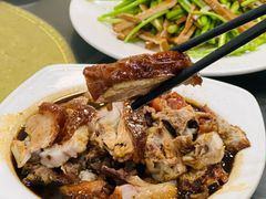 -余杨鸭鸭餐厅