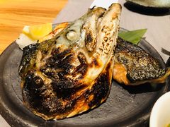 鹽烤三文魚頭-隐泉之语日式料理(王府中环店)