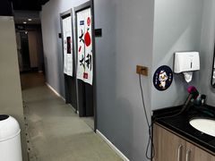 -即刻健身馆(对外经贸店)