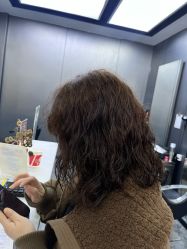 -米可造型烫发染发