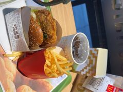 -麦当劳(番禺陈头岗越秀星瀚分店)