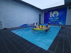 -IBOBI亲子游泳俱乐部(华侨城中心)