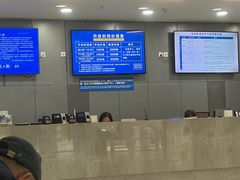 -包玉刚游泳场(黄龙恒励大厦店)