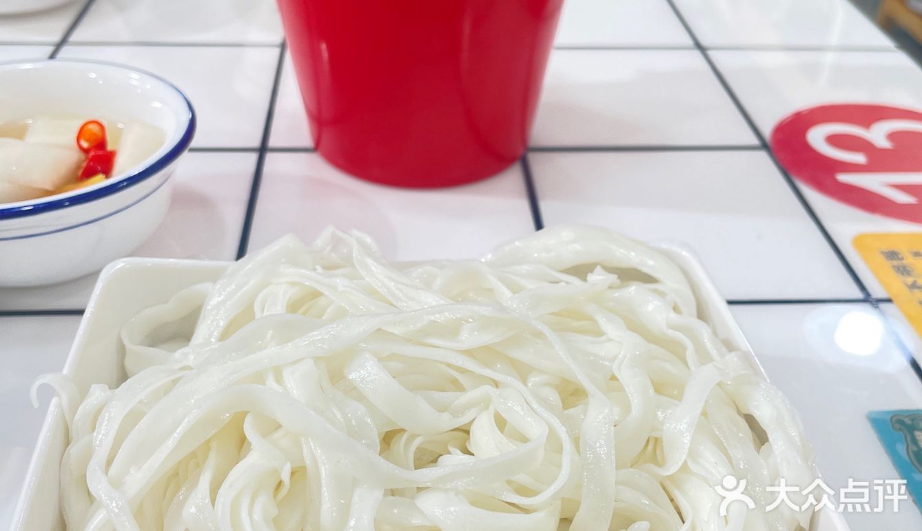 吃了还要吃的广西酸辣牛杂火锅！靓仔强