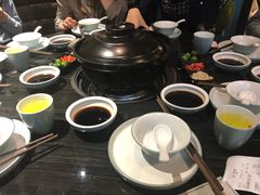 -东椰·海南椰子鸡火锅(朝阳门店)