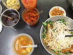 -丫丫桂林米粉(学府店)