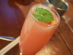 红柚可尔必思-斯比特花园西餐厅(东方商厦店)