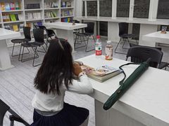 -钟书阁(松江泰晤士小镇店)