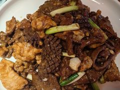 -大胡同天津菜·海肠捞饭·津门皮皮虾锅贴一绝(西姜井店)