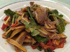 -松沪名灶·豆浆鱼头·新上海菜(飞航吾悦广场店)