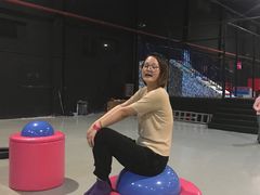 -嘿哟动霸CHUA·新潮玩运动娱乐中心·蹦床滑冰团建乐园