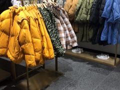 -URBAN REVIVO(济南世茂广场店)