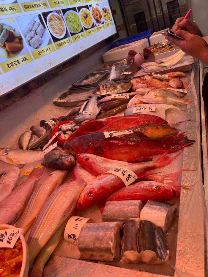渔家村潮菜馆(前山店)-"服务态度,简直像欠他们的.**.