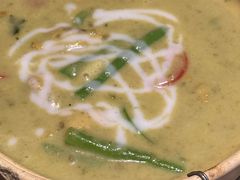 绿咖喱椰汁鸡-泰妃殿(武汉首店)