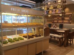 面包甜点陈列柜-奈雪的茶(东莞汇一城店)