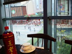靠窗位-八合里潮汕鲜牛肉火锅(深圳海岸城店)