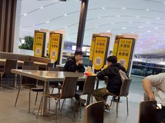 -麦当劳(深圳北站高铁店)