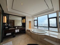 -中山利和希尔顿酒店