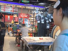 -老街烧烤大排档·地道湖北菜·龙虾馆(汉口火车站店)
