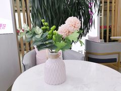 -爱月宝月嫂·育儿嫂(哈尔滨总店)