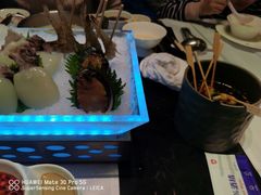 -红鼎豆捞·非遗鲍皇汤火锅(宝丰路店)