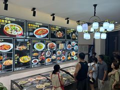 -阿峰饭店·本地土菜馆·农家土鸡煲·一品神仙鸡(报福店)