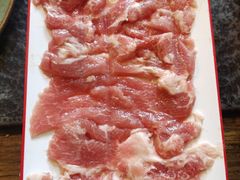 手作滑肉片-山城棒棒军手作火锅·天花板手撕水牛鲜毛肚(北京店)
