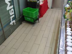 -全家便利店(东直门店)