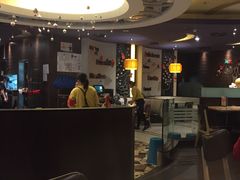 大堂-必胜客(上地华联店)