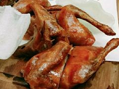 烤乳鸽-煲煲掂风味煲仔饭餐厅(西区店)