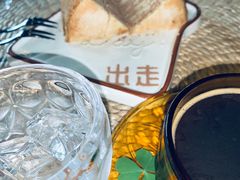 -出走咖啡·面包(宋庄店)