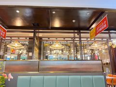 门面-阿瓦山寨·湘菜现炒·剁椒鱼头王(咸阳总店)