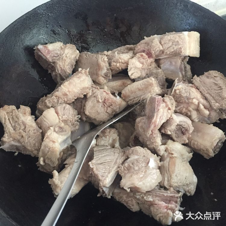 老少皆宜香气超级扑鼻的红烧排骨