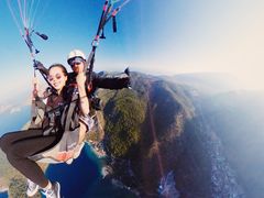 -费特希耶滑翔伞